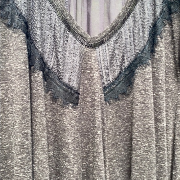 Lace Flowy Top - Picture 5 of 5